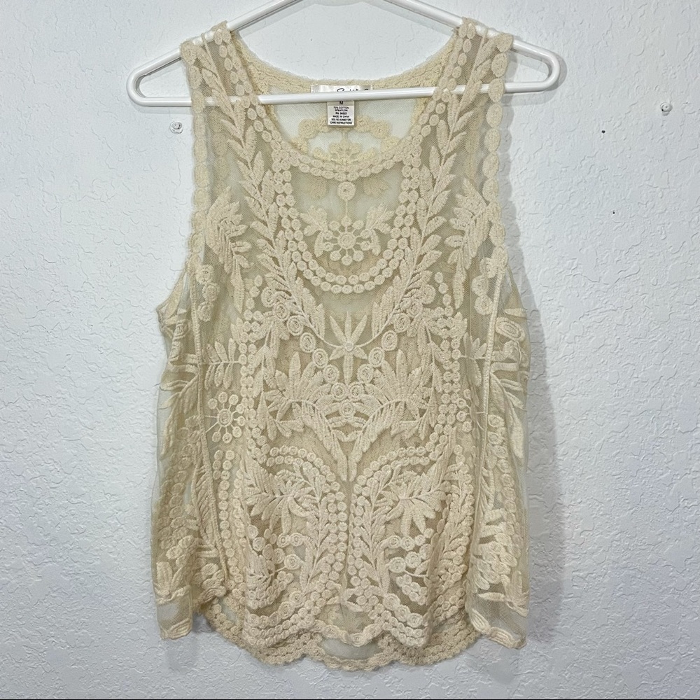 Say what lace Sleevless top